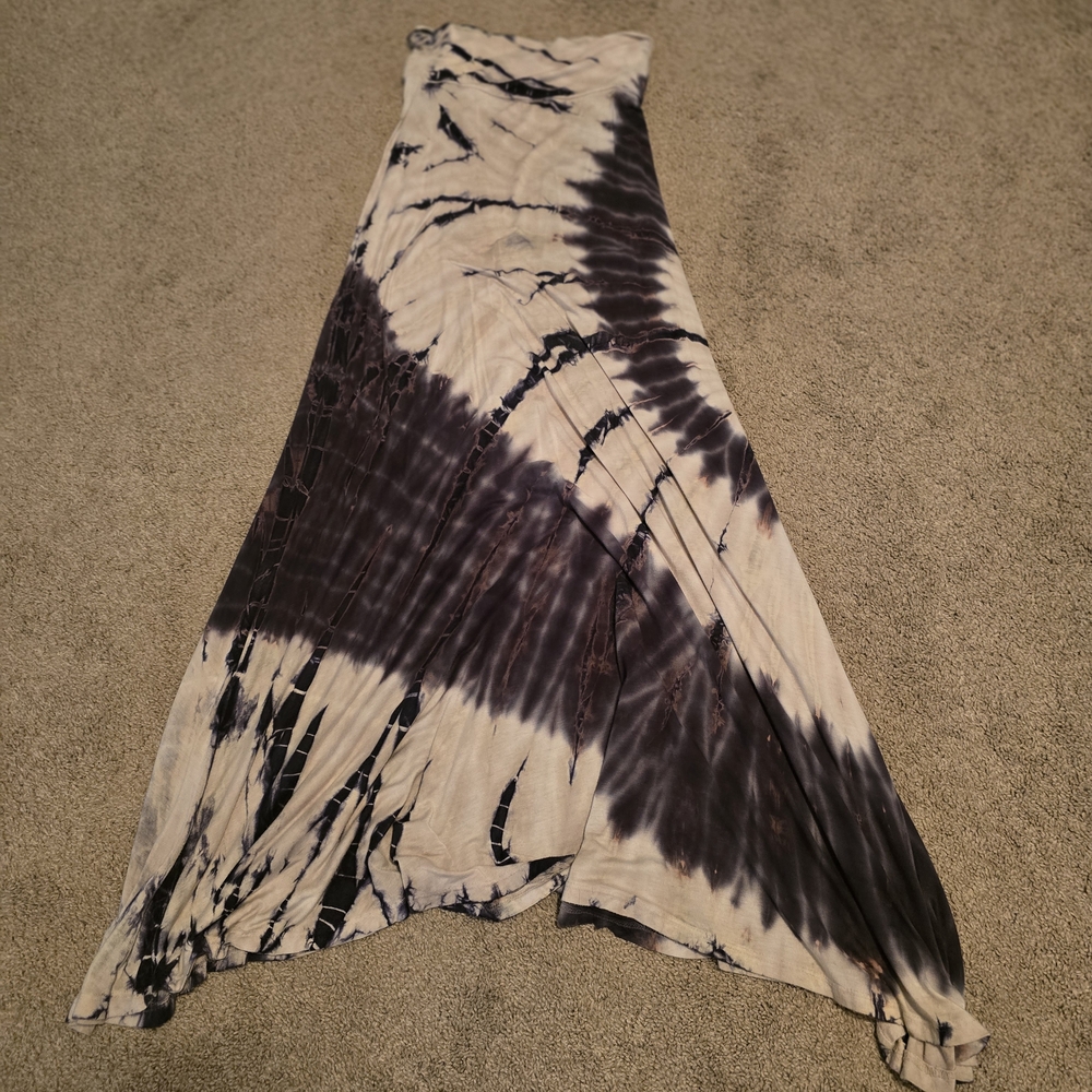 Elegant Tie-Dye Maxi Skirt